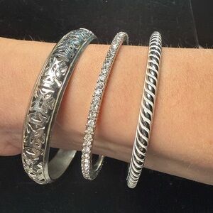Bundle of Silver Tones‎ Bangle Set